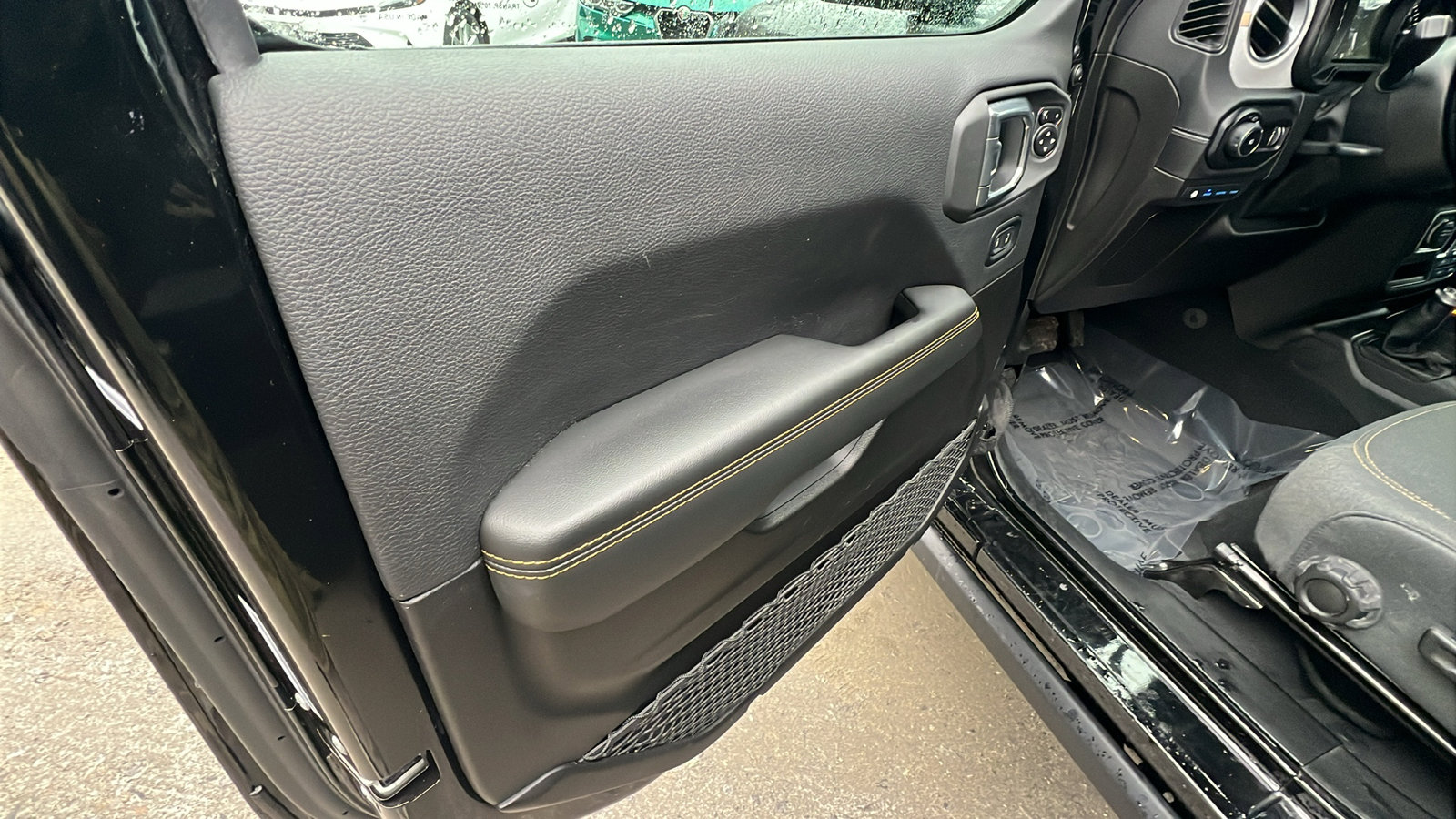 Used 2025 Jeep Wrangler Backcountry 4xe image 14