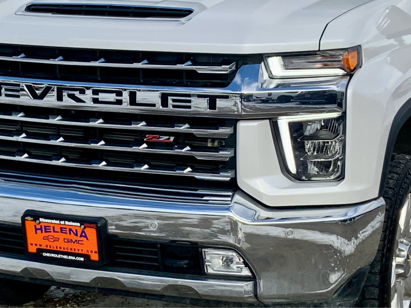 Used 2024 Chevrolet Silverado 2500 High Country image 12