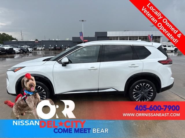 Used 2026 Nissan Rogue Platinum w/ Platinum Premium Package AWD/4WD image 2
