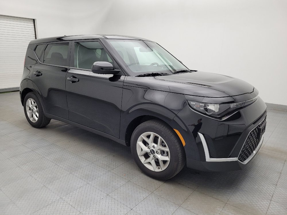 Used 2025 Kia Soul LX w/ LX Technology Package image 11