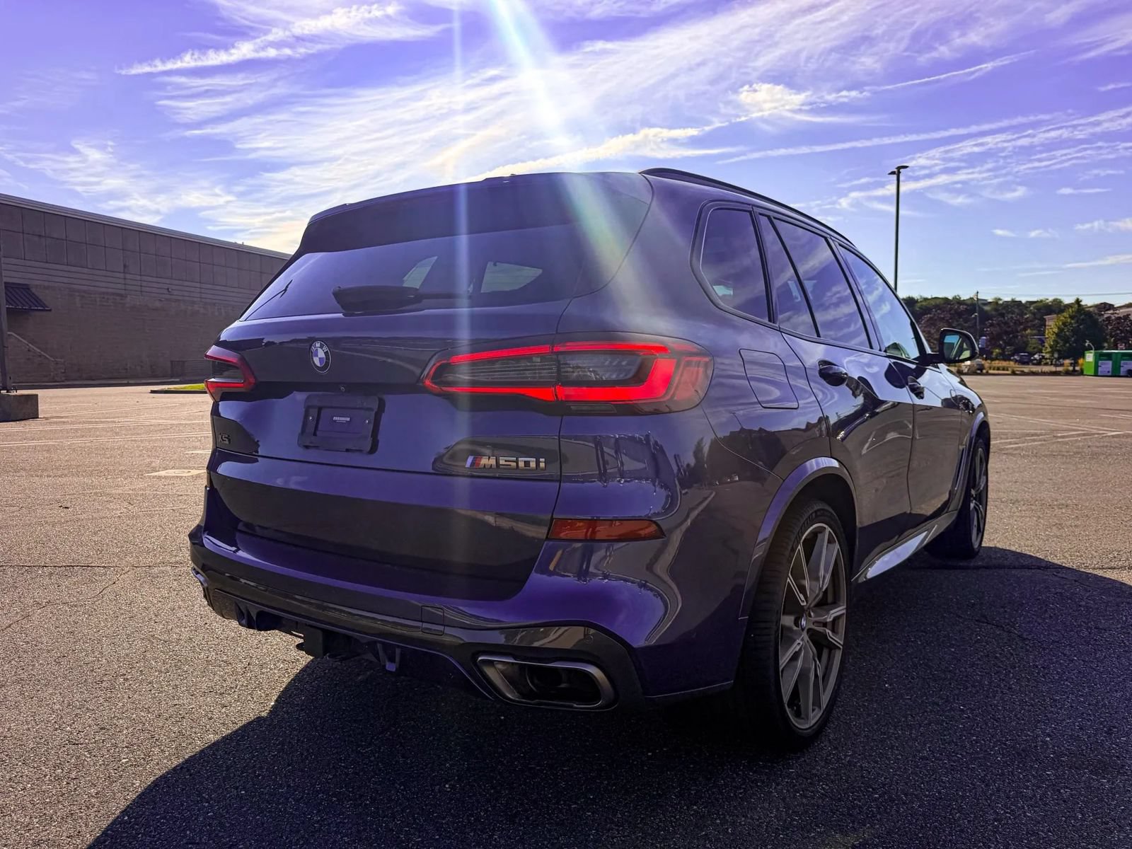 Used 2020 BMW X5 M50i w/ Executive Package AWD/4WD image 6