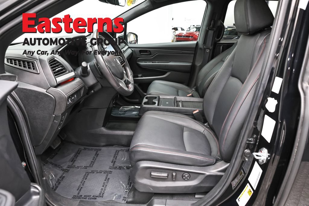 Used 2025 Honda Odyssey Sport-L image 14