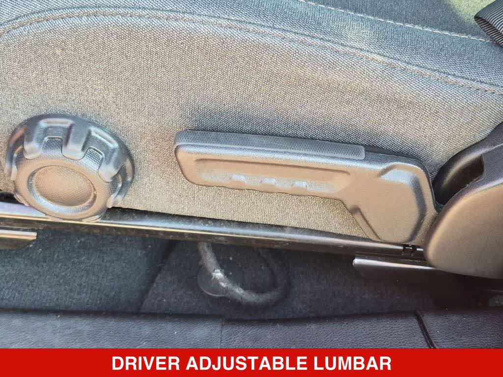 Used 2026 Jeep Wrangler Unlimited Sahara AWD/4WD image 16