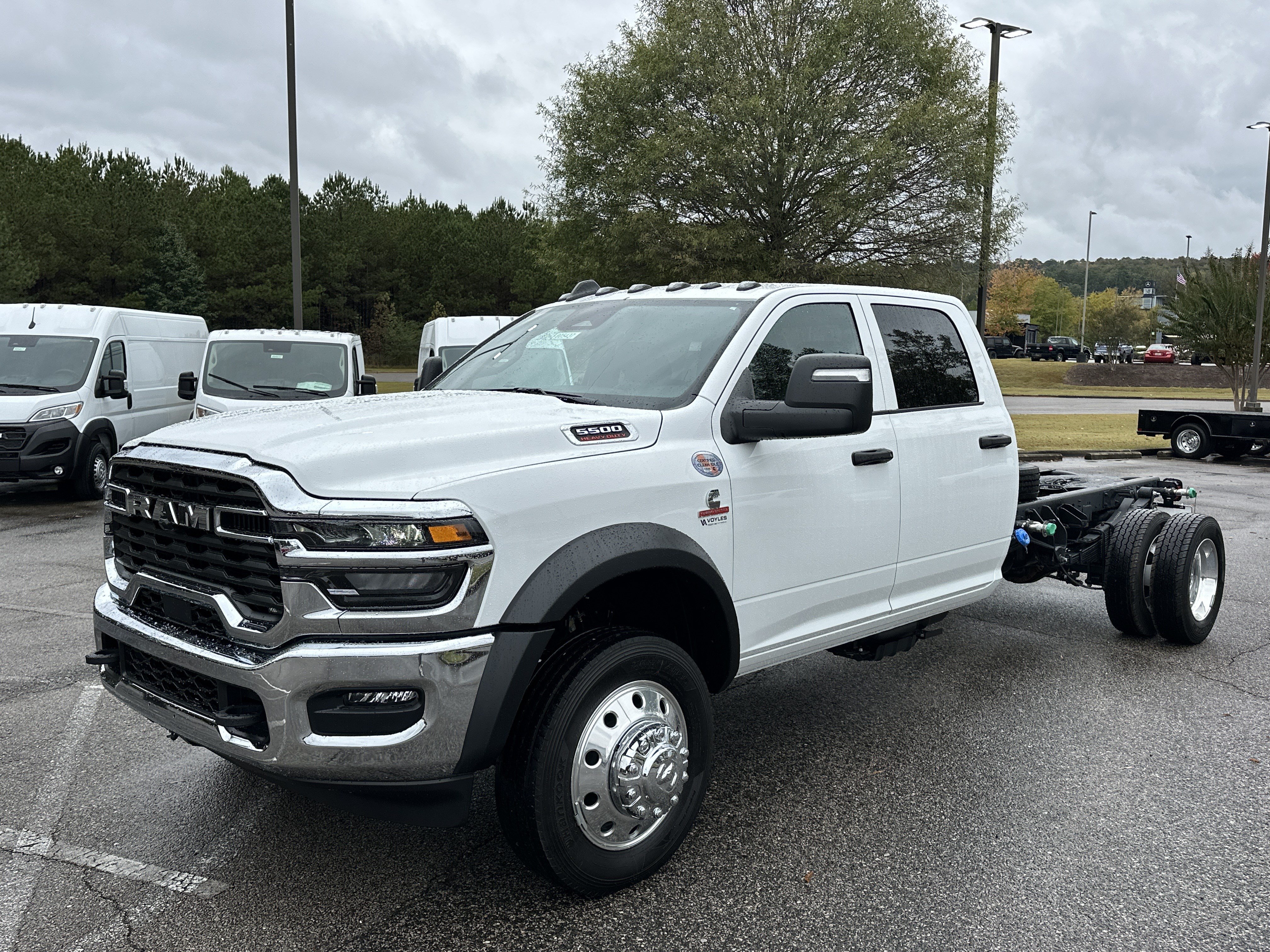 New 2026 RAM 5500 Tradesman w/ Chrome Appearance Group AWD/4WD image 3