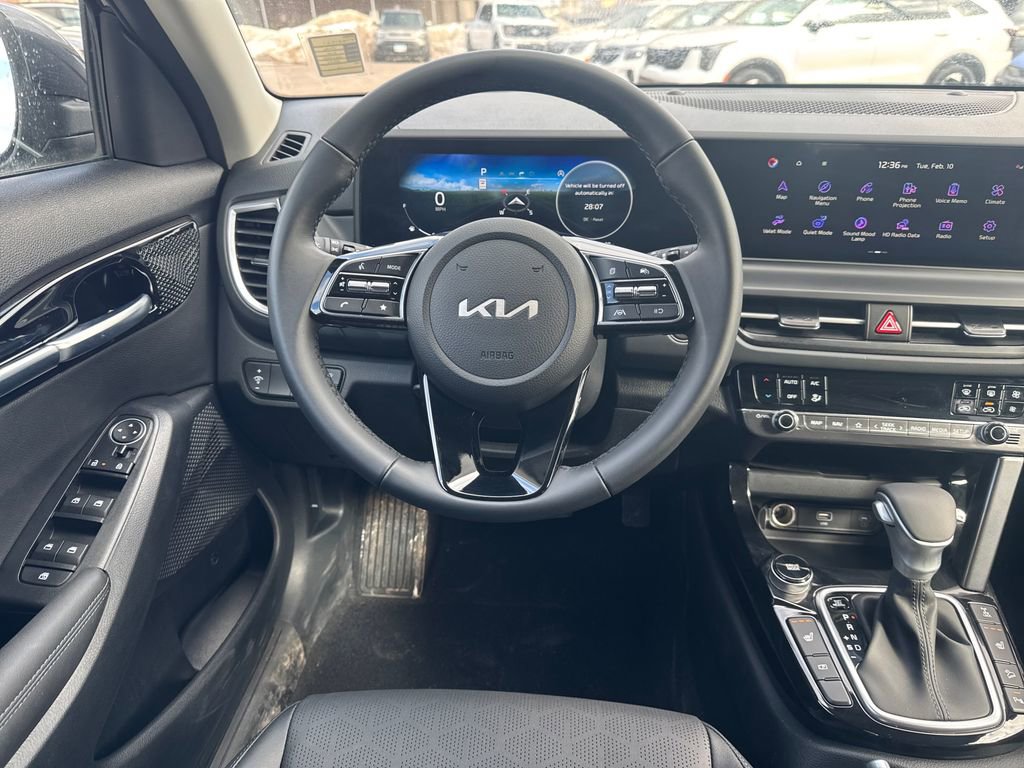 Certified 2026 Kia Seltos EX w/ EX Sunroof Package image 14