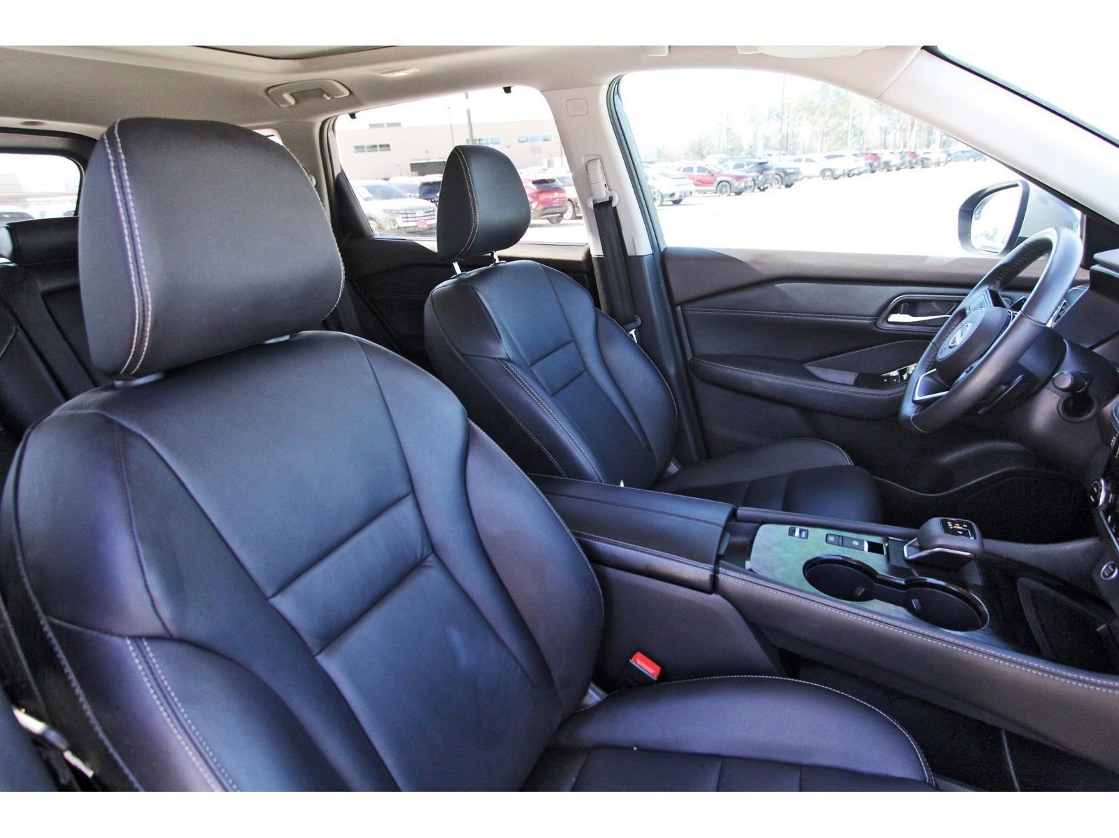 Used 2023 Nissan Rogue SL w/ SL Premium Package image 26