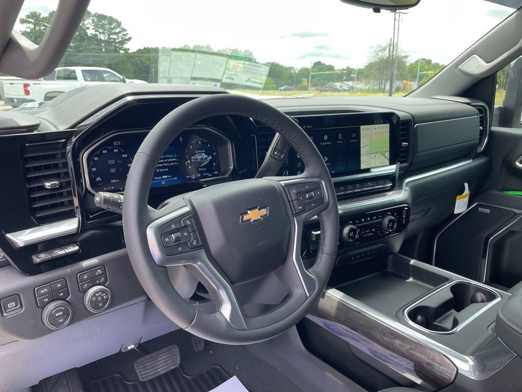 New 2026 Chevrolet Silverado 3500 LTZ w/ LTZ Premium Texas Edition AWD/4WD image 21