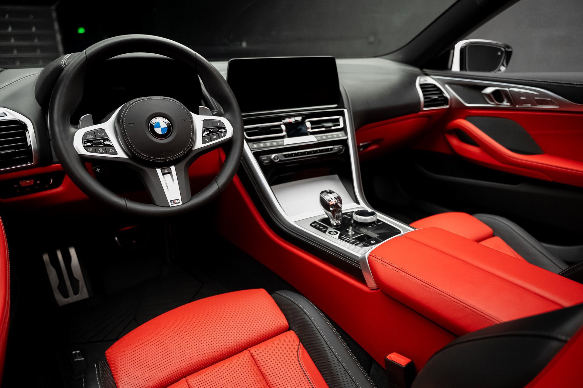 Used 2025 BMW 840i image 2