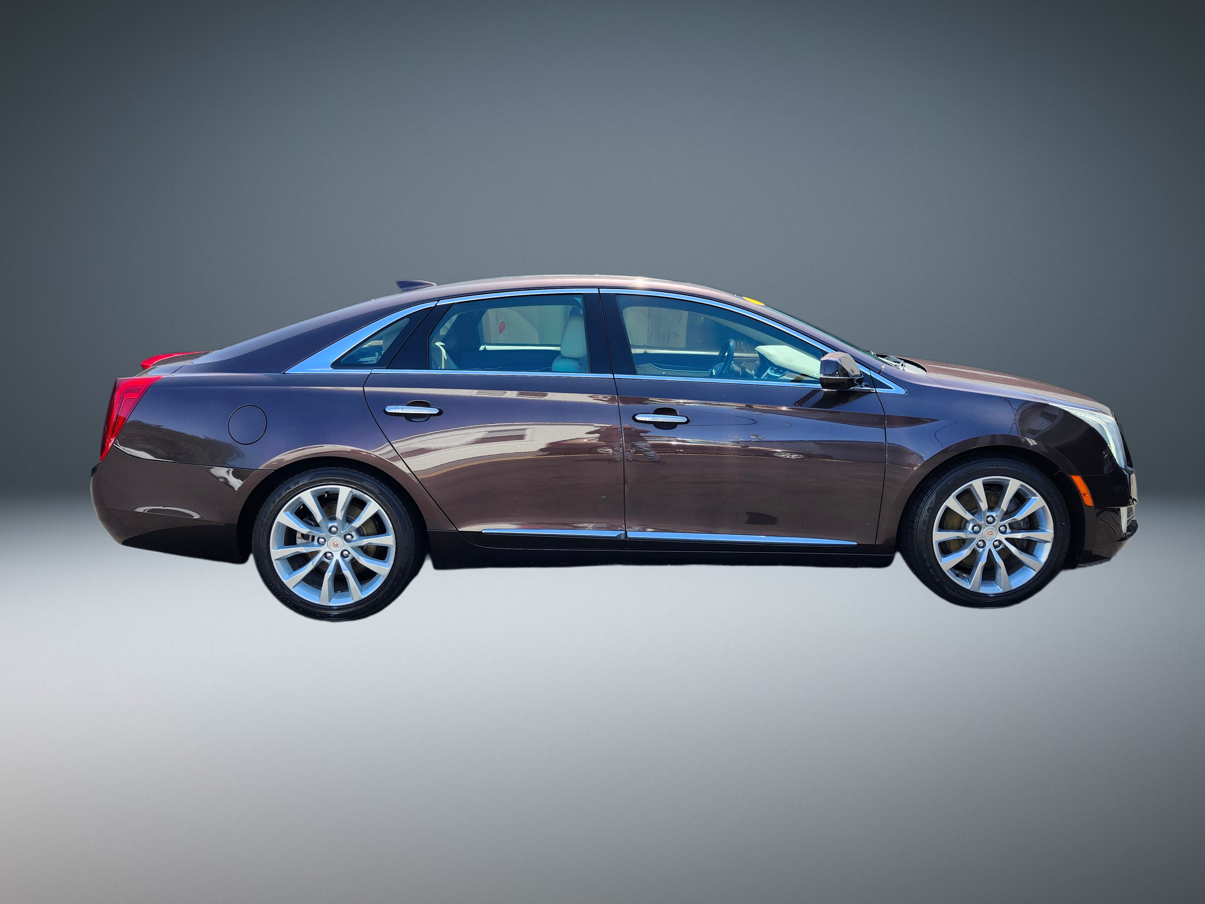 Used 2015 Cadillac XTS Luxury w/ Driver Awareness Package AWD/4WD image 2