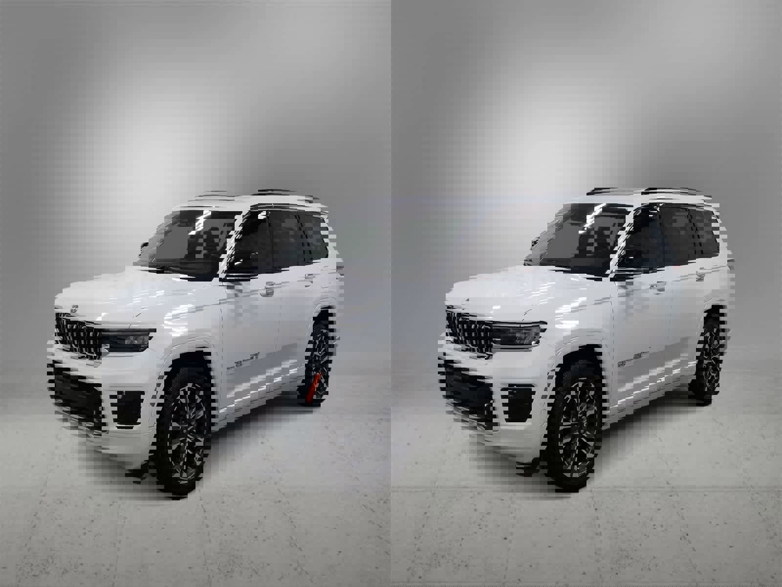 Certified 2023 Jeep Grand Cherokee L Overland image 4