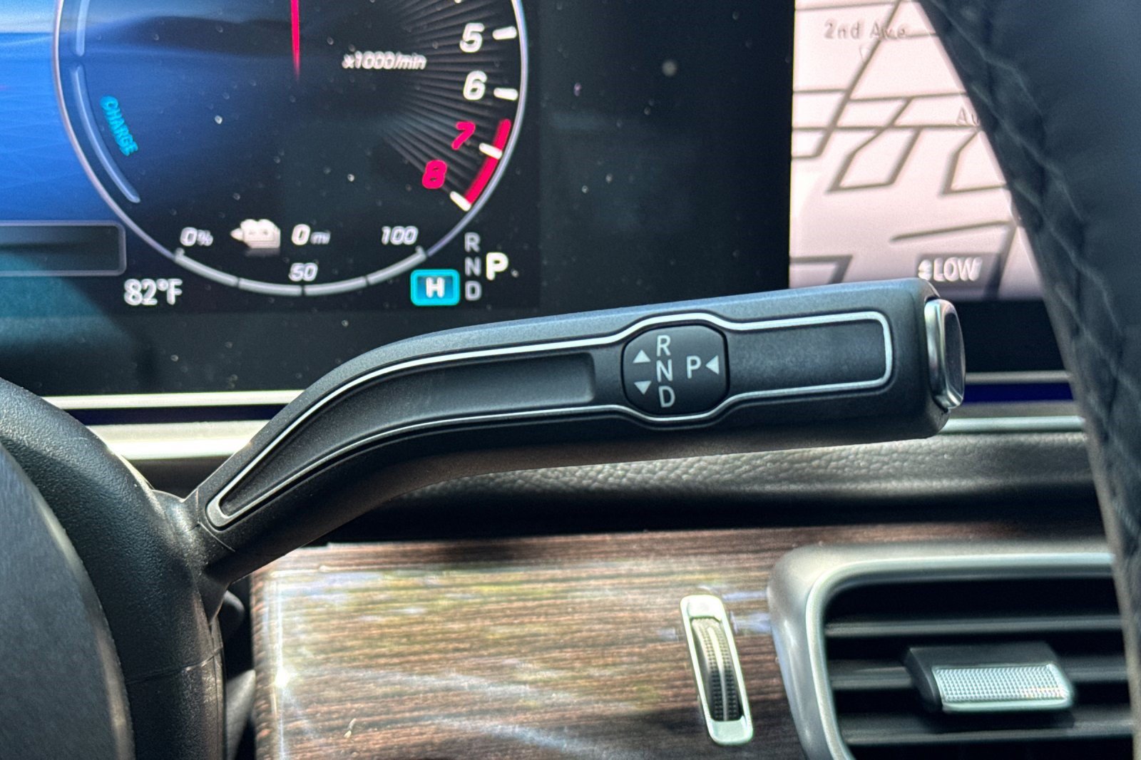 New 2026 Mercedes-Benz GLE 450e 4MATIC image 16