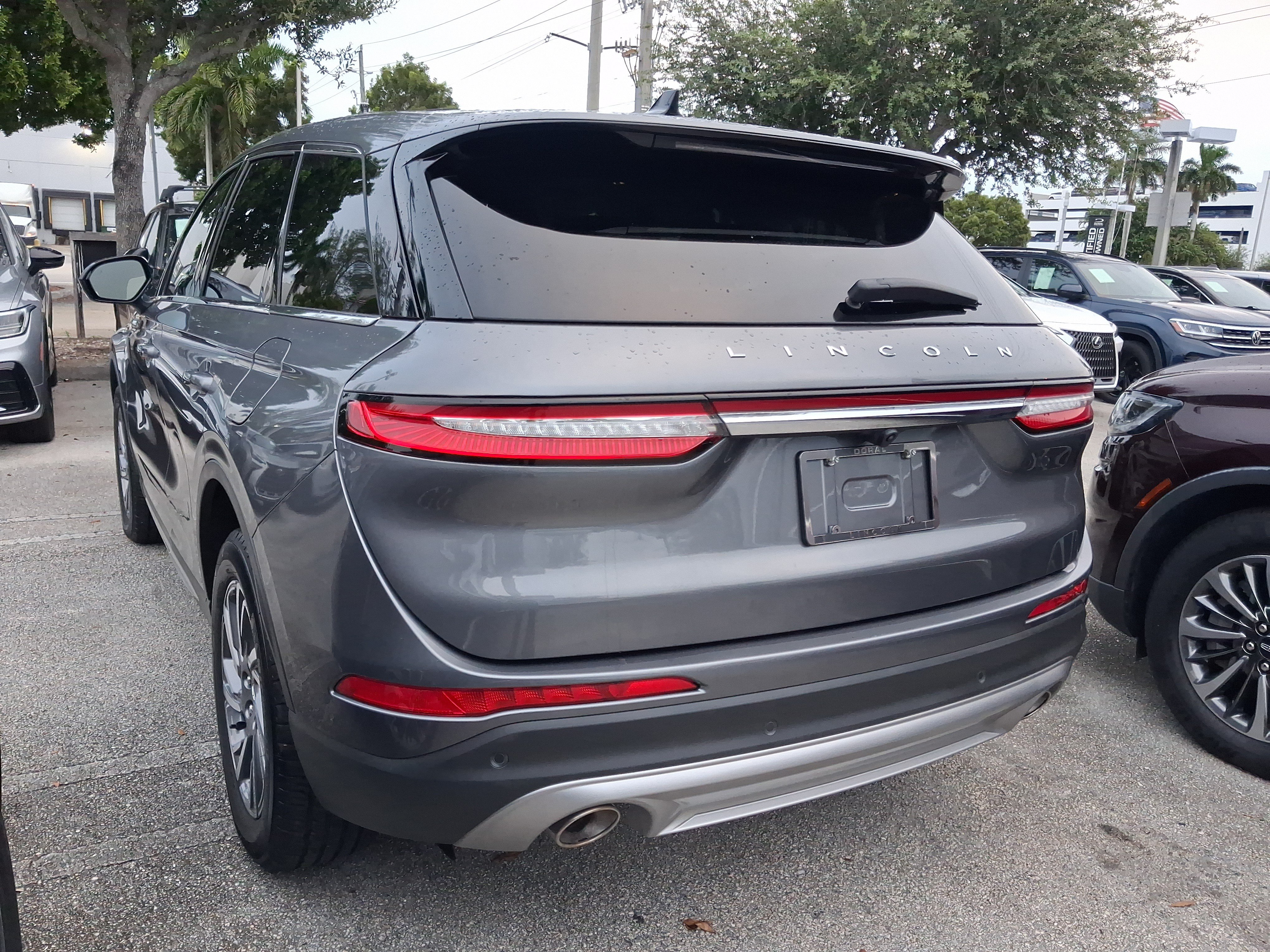 Certified 2024 Lincoln Corsair FWD image 3