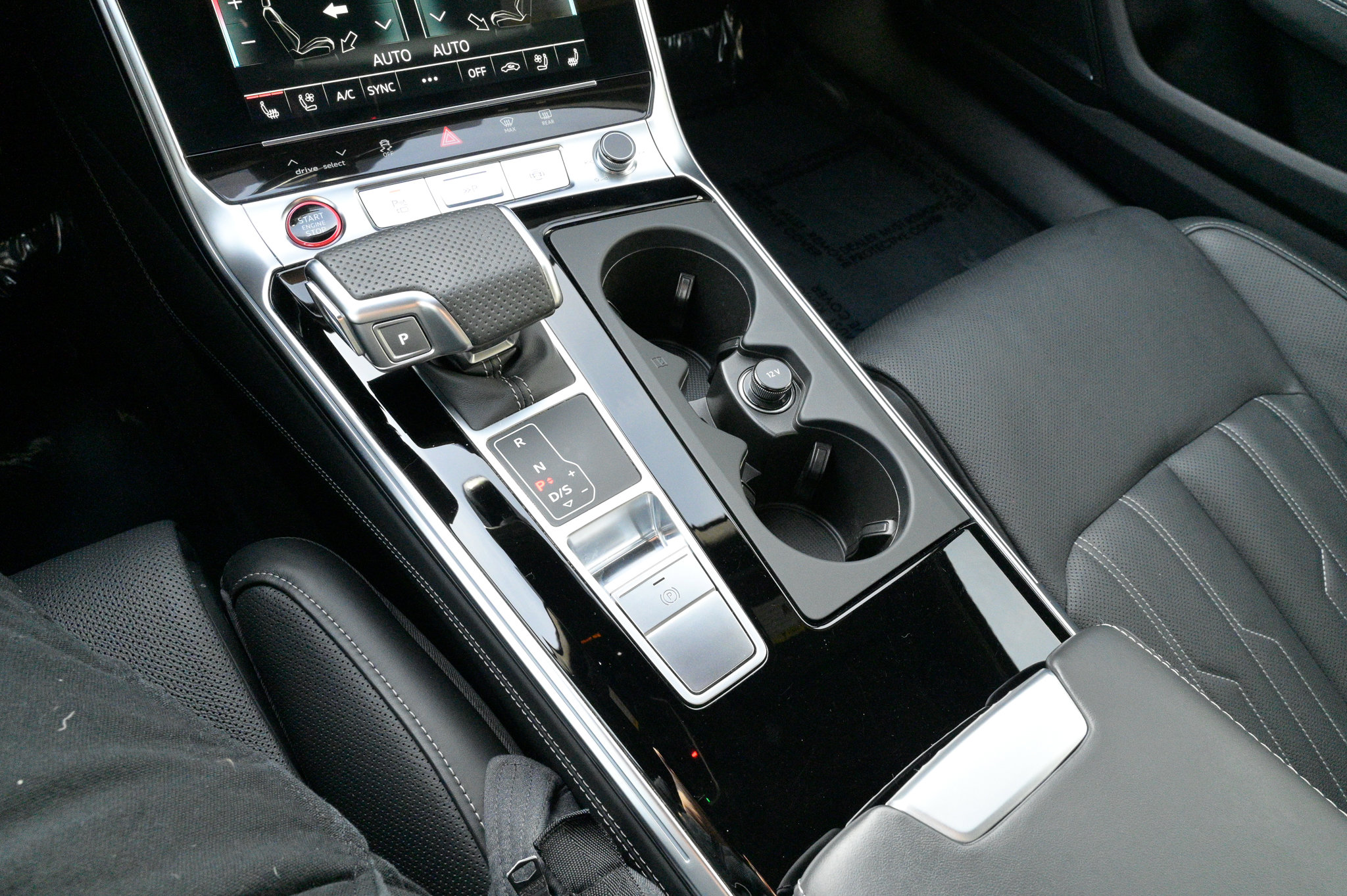 Used 2025 Audi RS 6 performance image 30