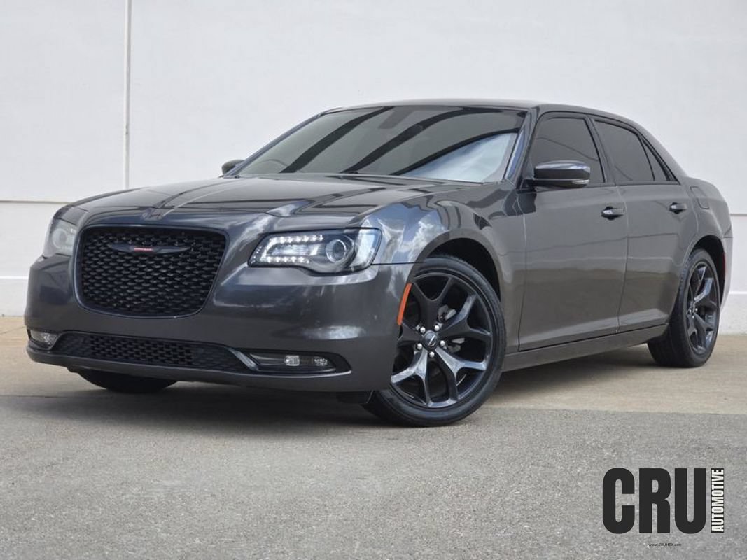 Used 2023 Chrysler 300 S