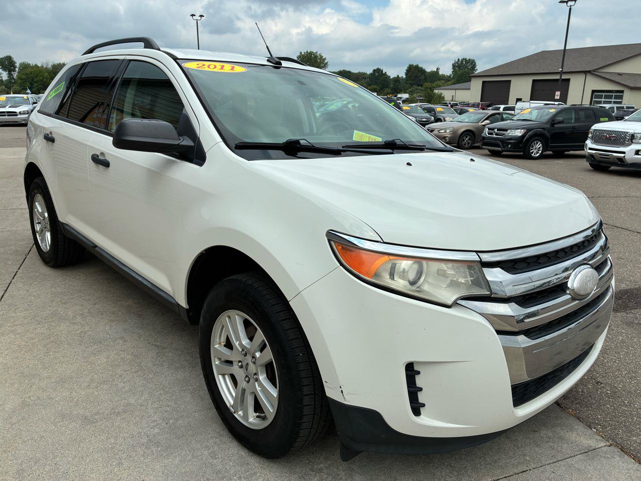 Used 2011 Ford Edge SE w/ 101A Rapid Spec Order Code FWD image 3
