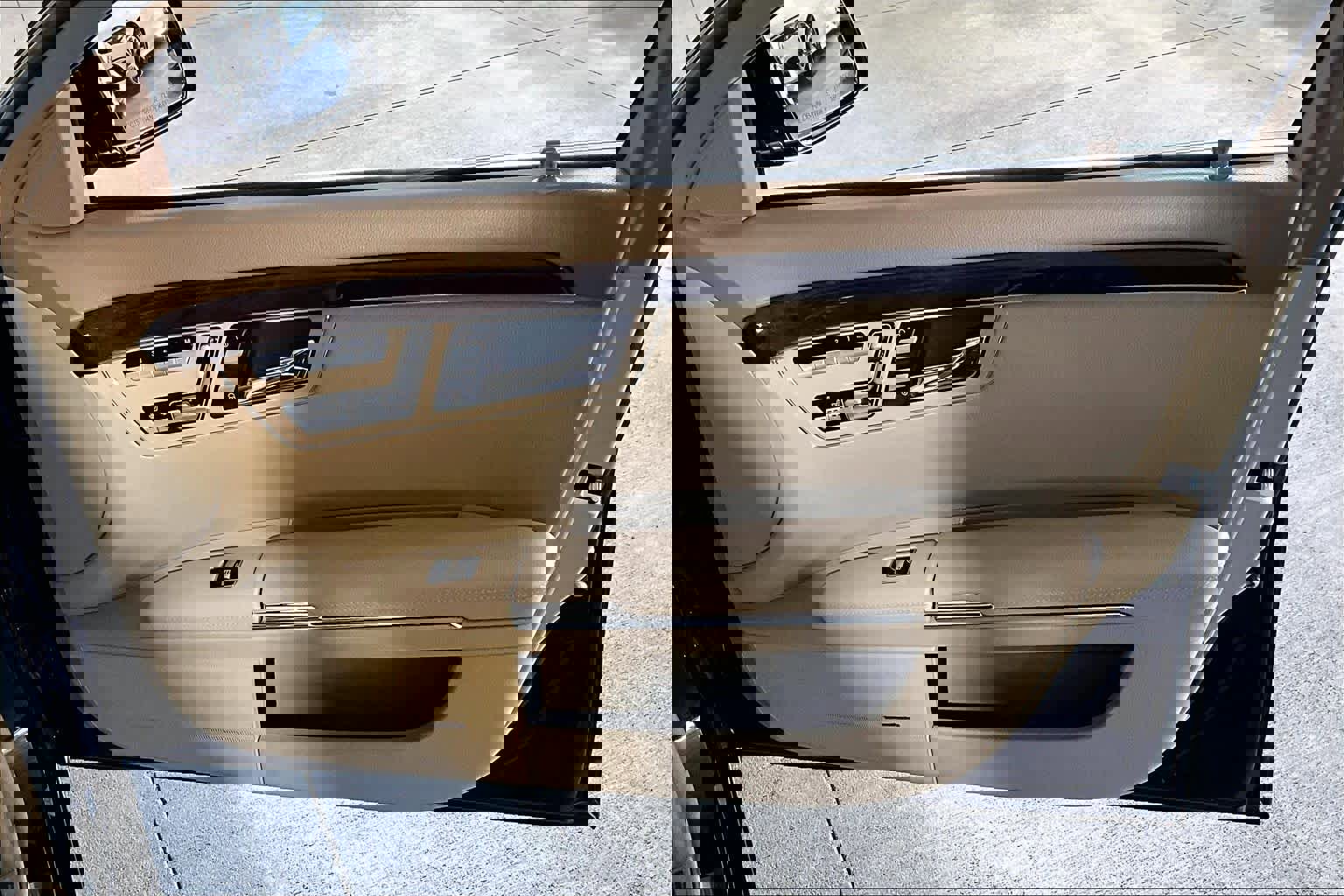 Used 2010 Mercedes-Benz S 550 4MATIC image 22