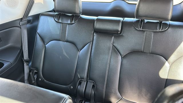 Used 2025 Honda Pilot Touring image 24