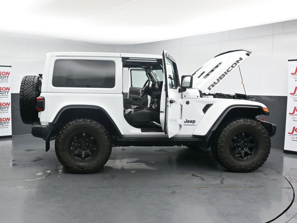 Used 2024 Jeep Wrangler Rubicon AWD/4WD image 39