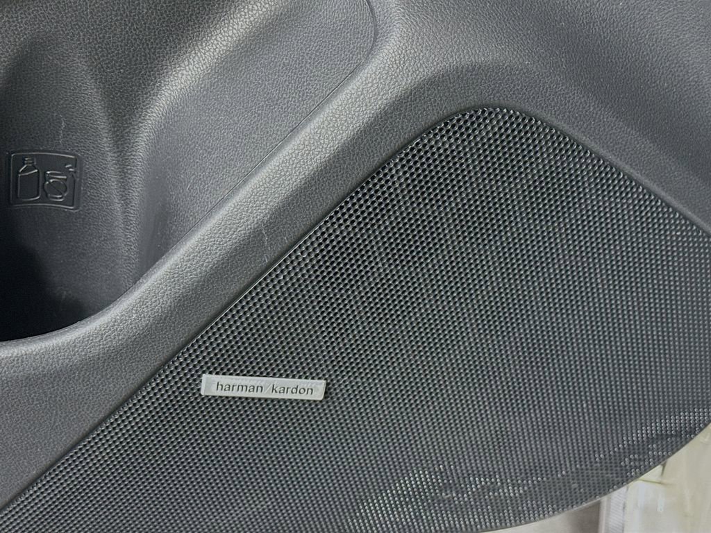 Used 2018 Subaru Crosstrek 2.0i Limited AWD/4WD image 22