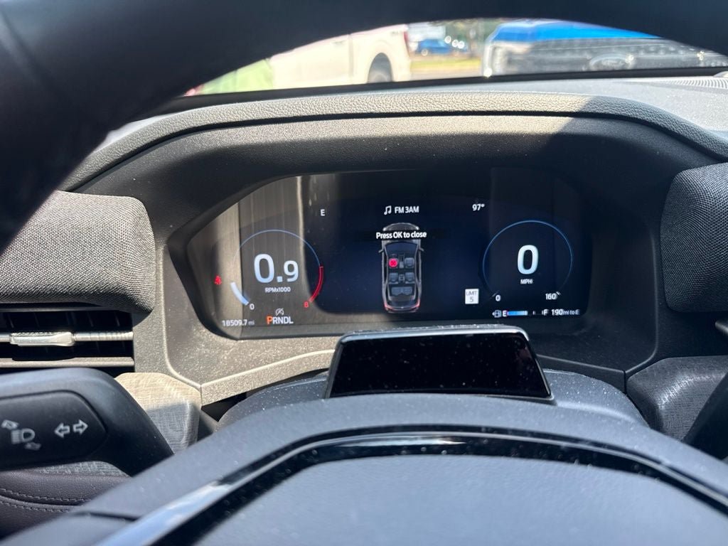 Certified 2025 Ford Explorer Platinum RWD image 6