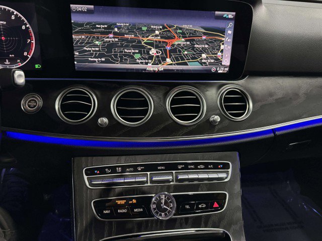 Used 2020 Mercedes-Benz E 450 4MATIC Sedan image 32