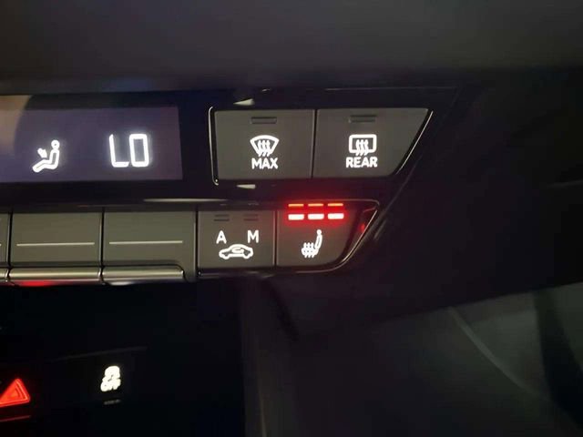 Used 2023 Audi Q4 e-tron Premium Plus w/ Premium Plus image 53