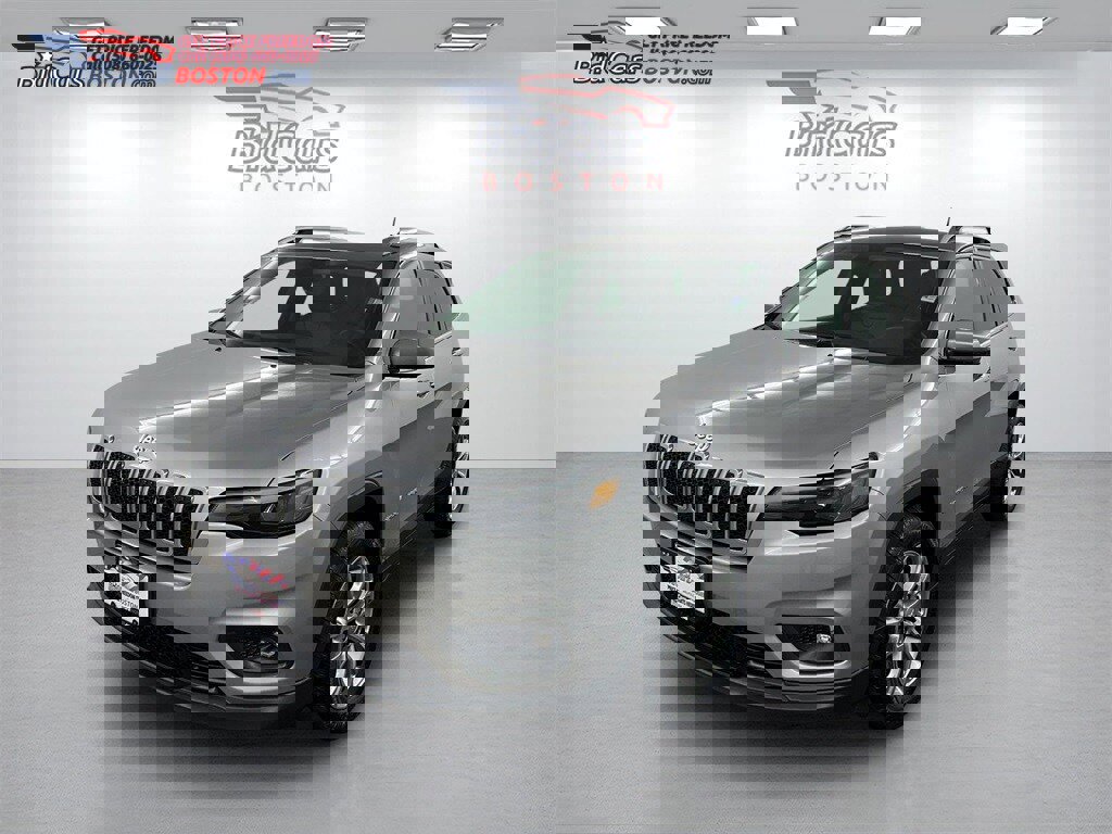 Used 2019 Jeep Cherokee Latitude Plus w/ Comfort/Convenience Group image 1