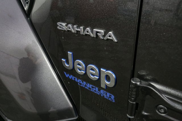 Used 2021 Jeep Wrangler Unlimited Sahara w/ Cold Weather Group image 8