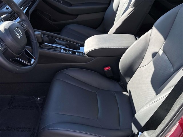 Used 2025 Honda Accord Sport image 13