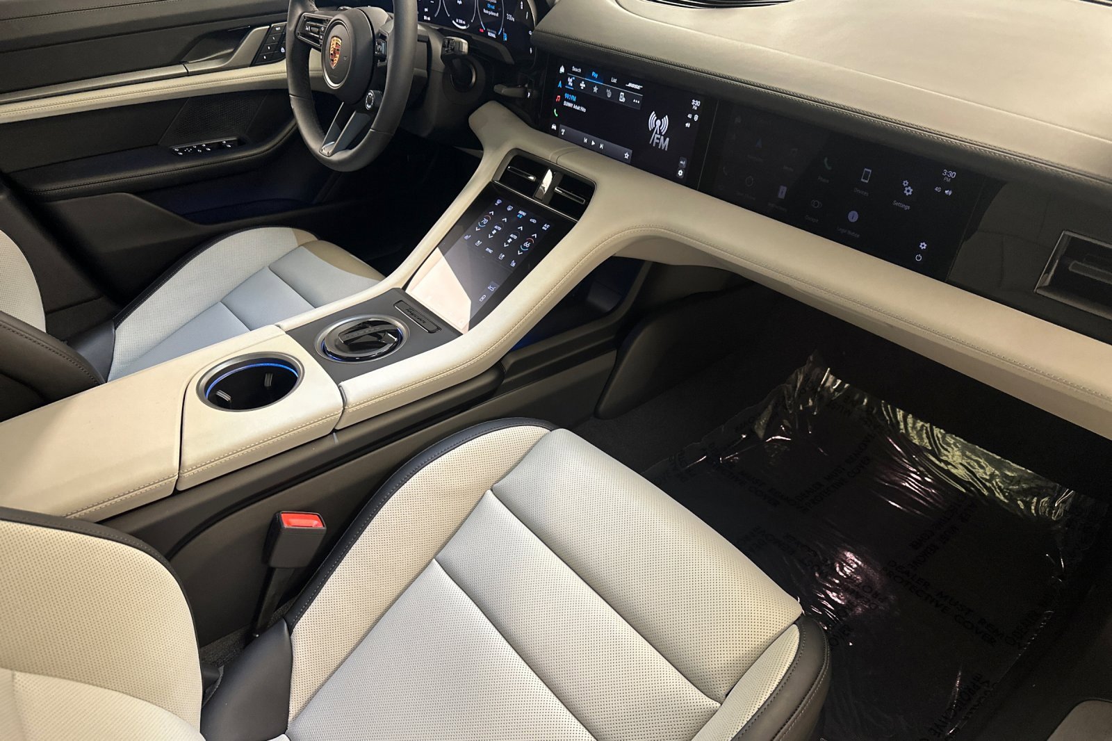 New 2025 Porsche Taycan 4S image 17