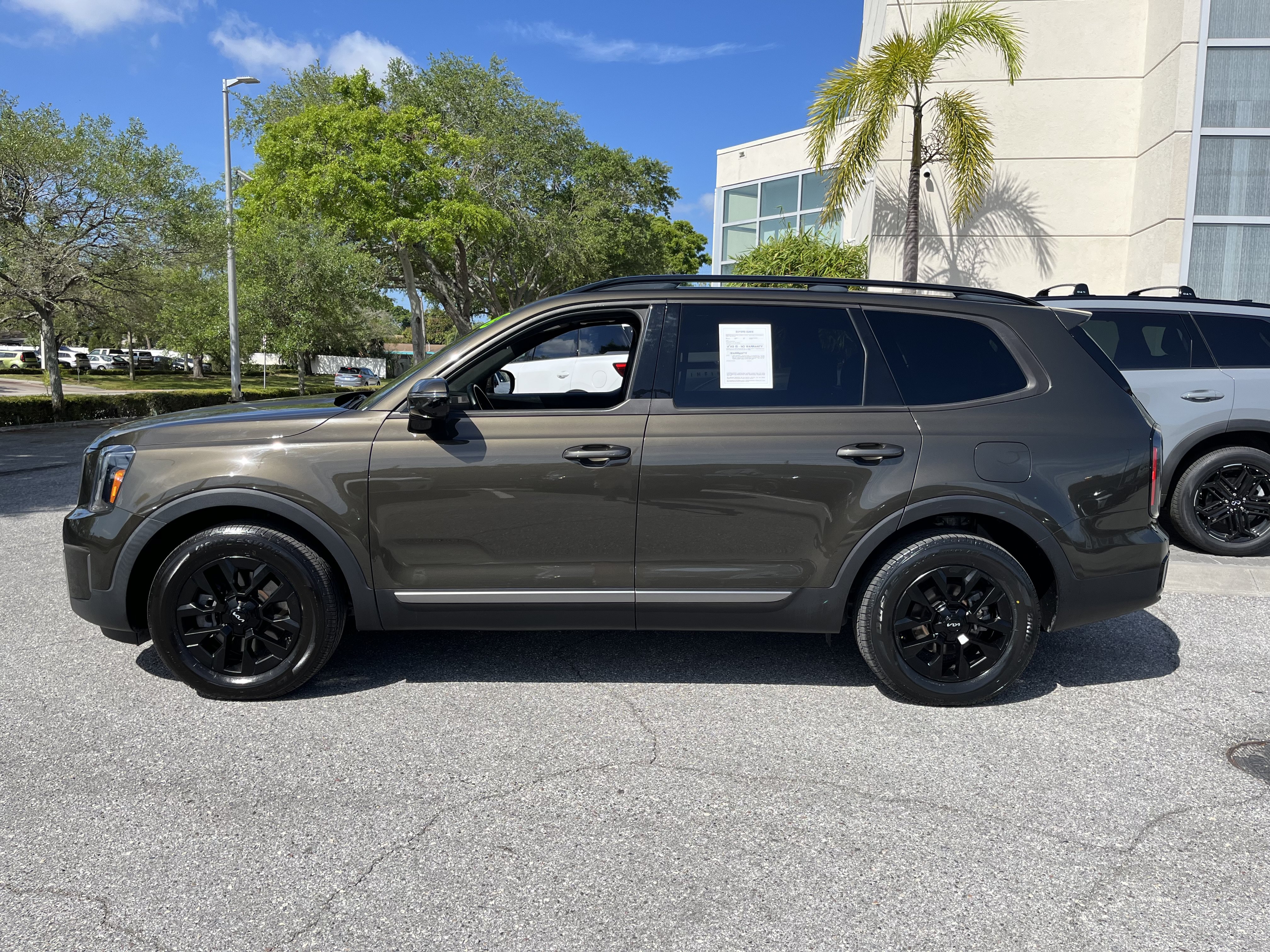 Used 2023 Kia Telluride SX Prestige X-Pro AWD/4WD image 6