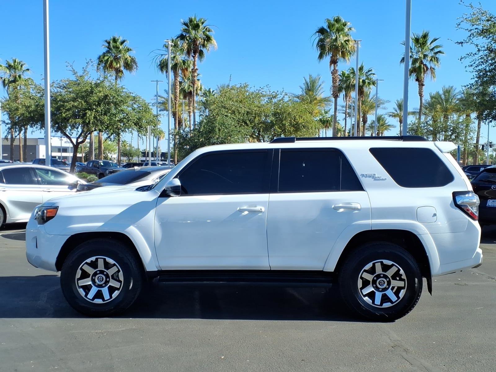 Used 2022 Toyota 4Runner TRD Off-Road AWD/4WD image 7
