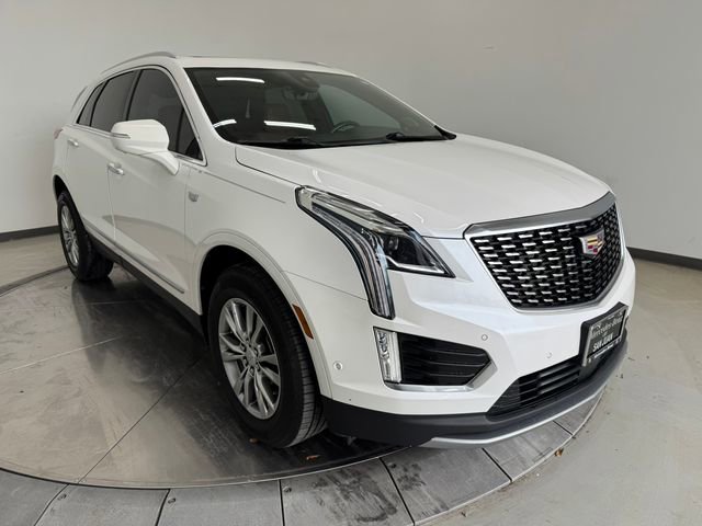 Used 2022 Cadillac XT5 Premium Luxury w/ Technology Package FWD image 1