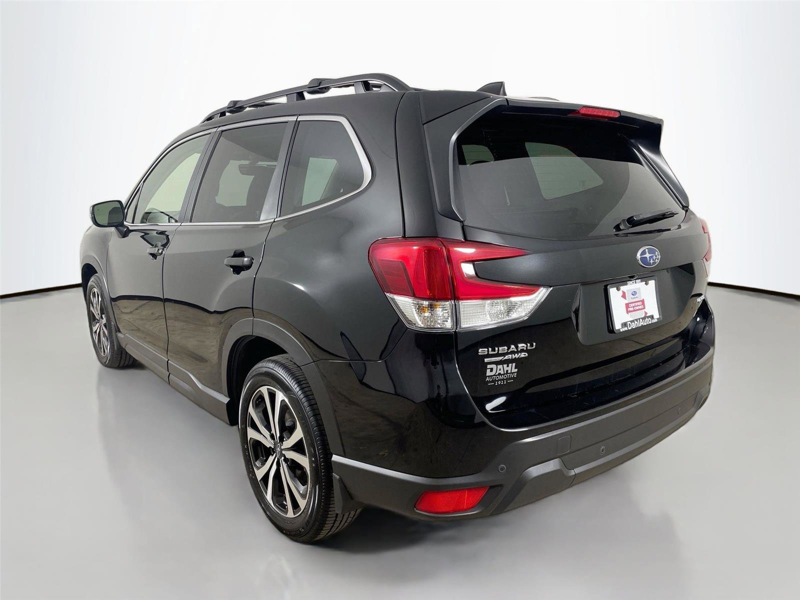 Used 2024 Subaru Forester Limited AWD/4WD image 10