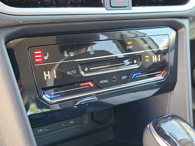 New 2026 Volkswagen Taos SE AWD/4WD image 14