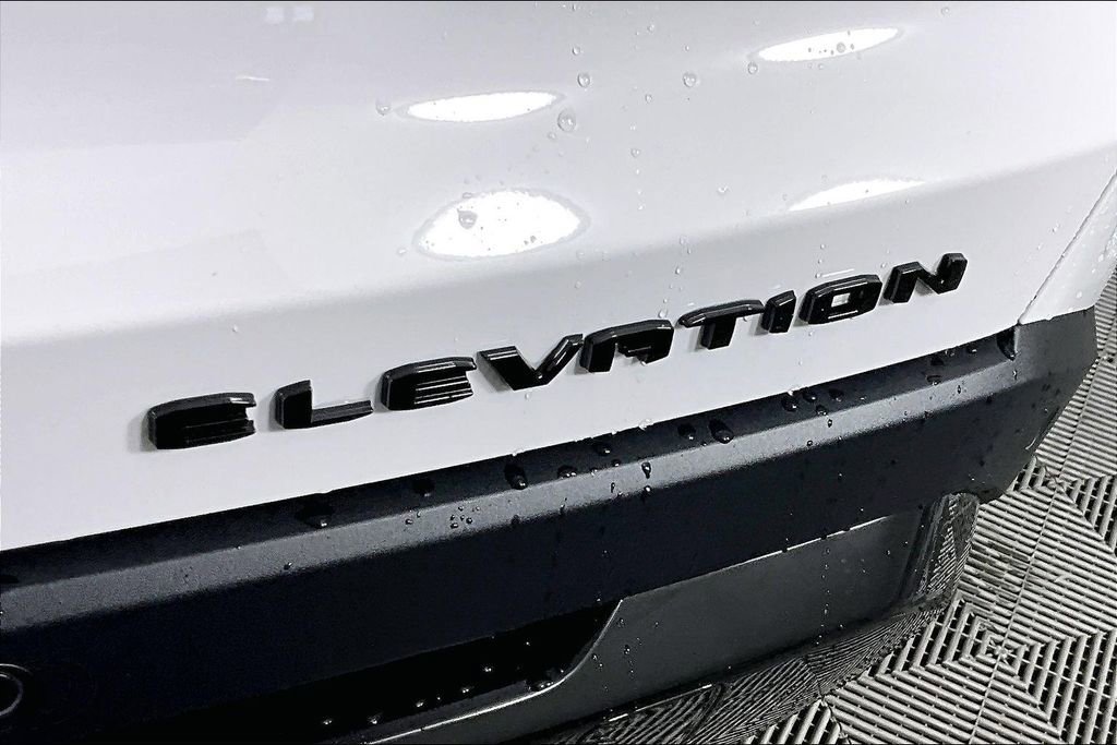 New 2026 GMC Terrain Elevation w/ Black Edition FWD image 9