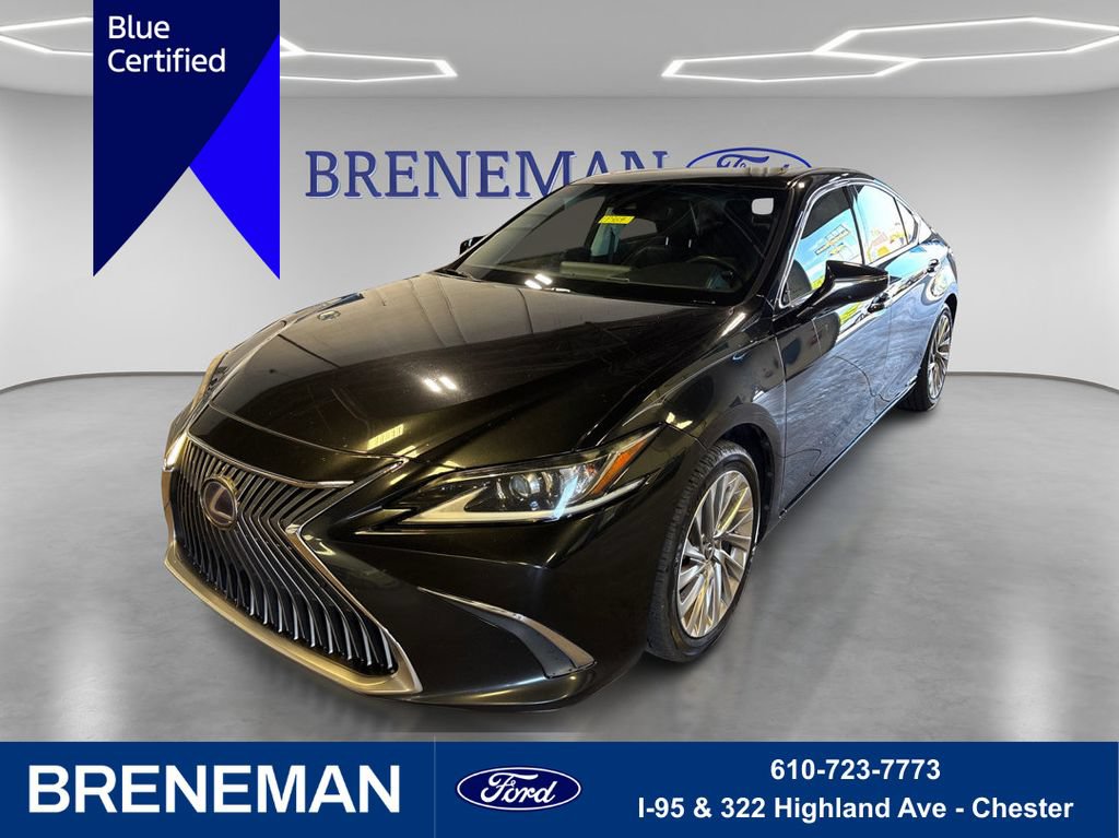 Used 2020 Lexus ES 300h w/ Luxury Package FWD image 1