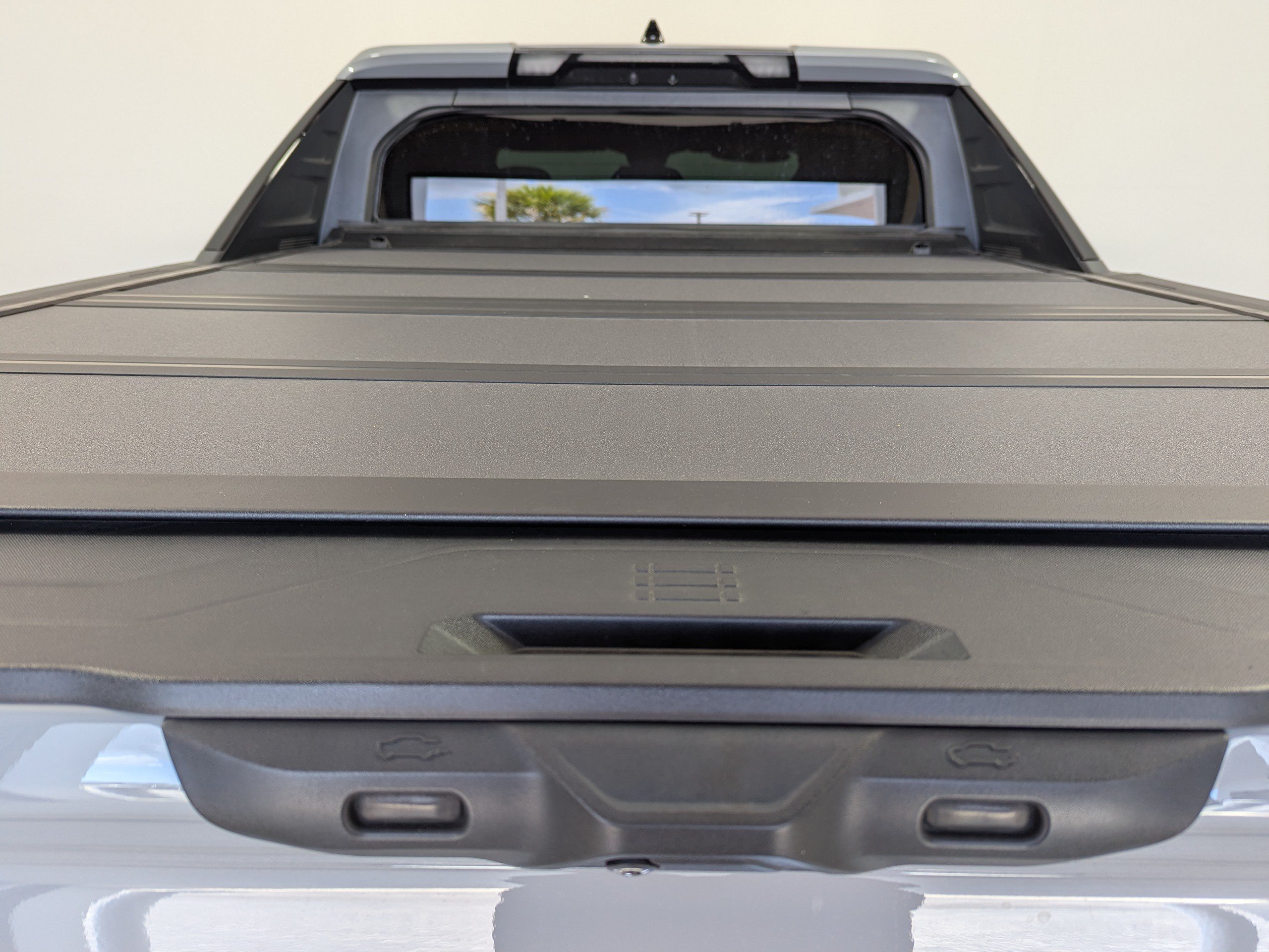 Used 2025 Chevrolet Silverado EV RST AWD/4WD image 15