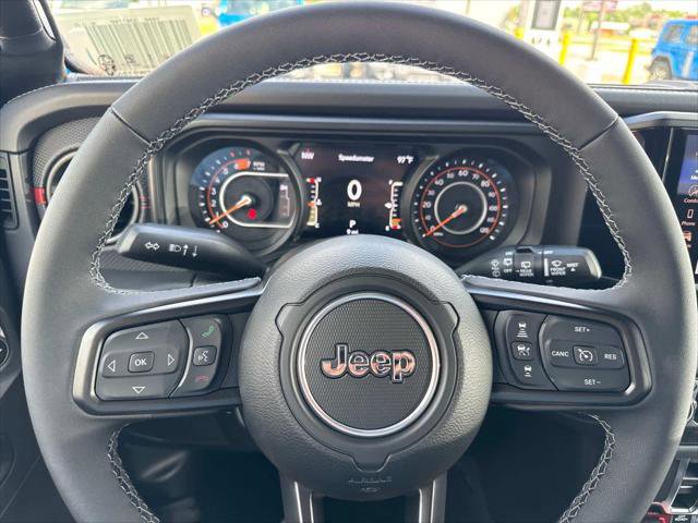 Certified 2025 Jeep Wrangler Unlimited Rubicon w/ Convenience Group AWD/4WD image 18
