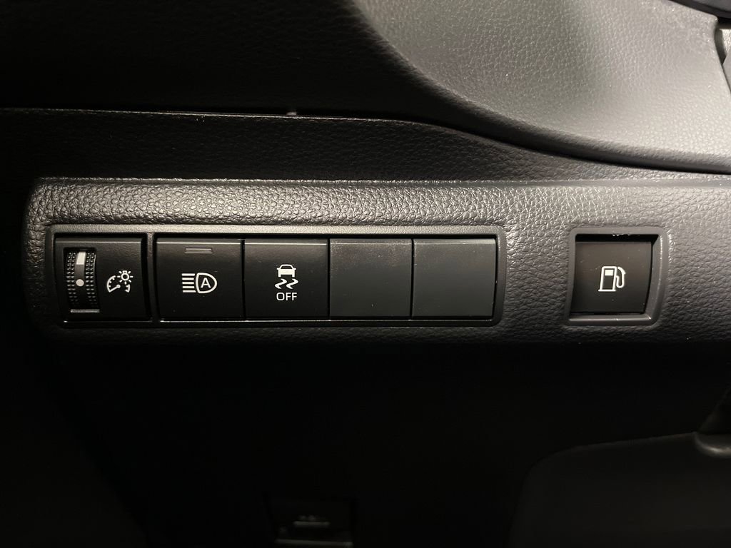 Certified 2024 Toyota Corolla SE FWD image 28