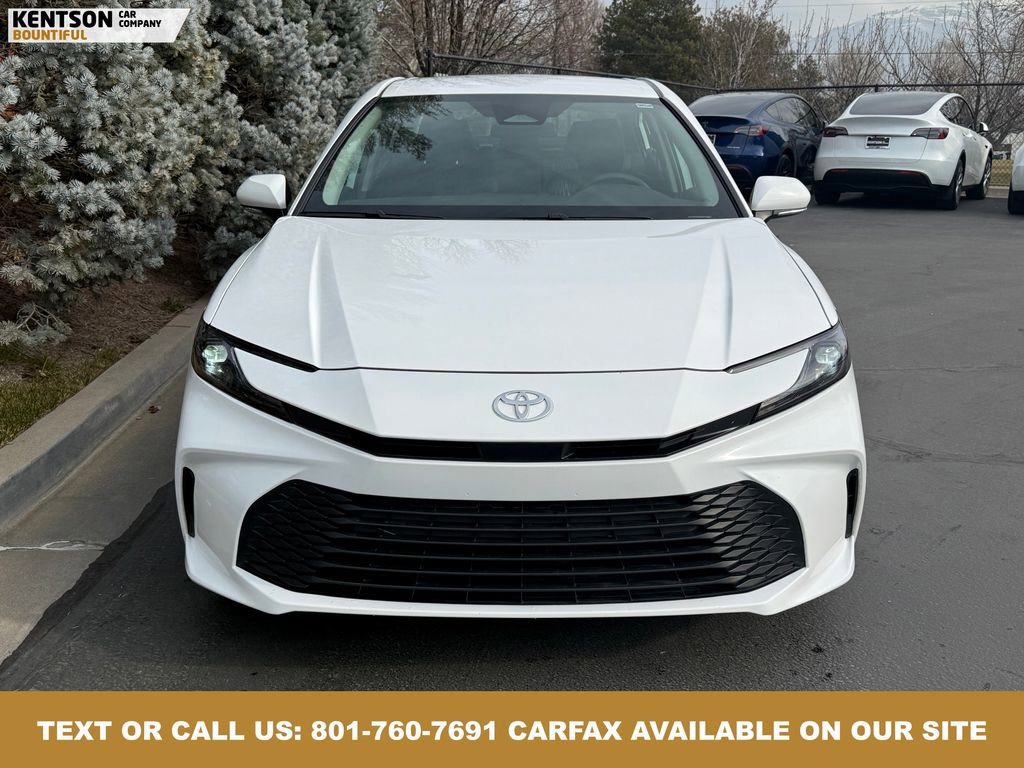 Used 2026 Toyota Camry LE image 2