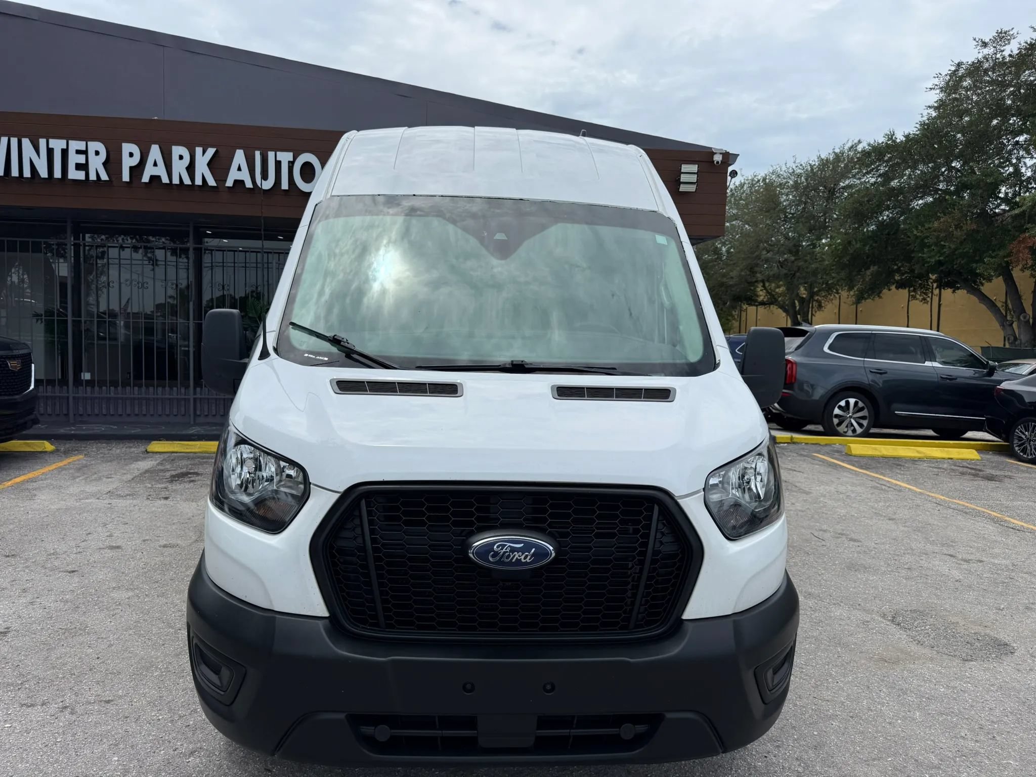 Used 2023 Ford Transit 250 148 High Roof Extended RWD image 2