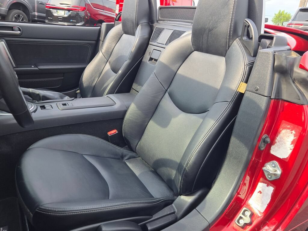 Used 2014 MAZDA MX-5 Miata Grand Touring w/ Premium Package RWD image 22