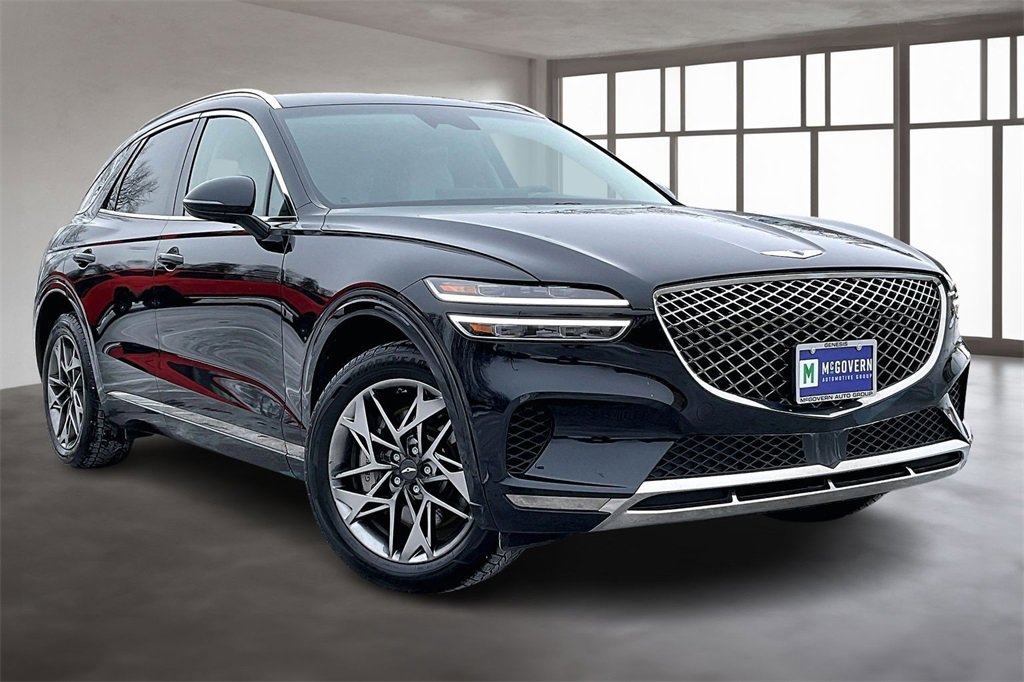 Used 2023 Genesis GV70 2.5T Select w/ Select Package image 3