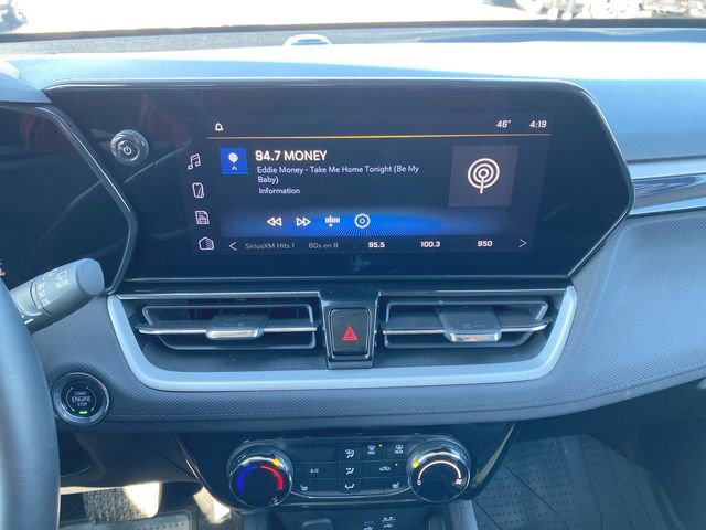 Used 2024 Chevrolet TrailBlazer LT w/ LT Cold Weather Package image 13