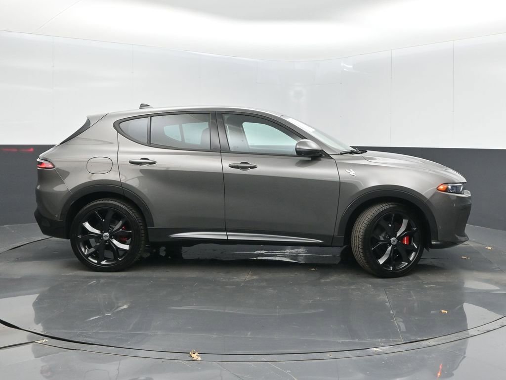 Used 2024 Dodge Hornet R/T w/ Track Pack image 8