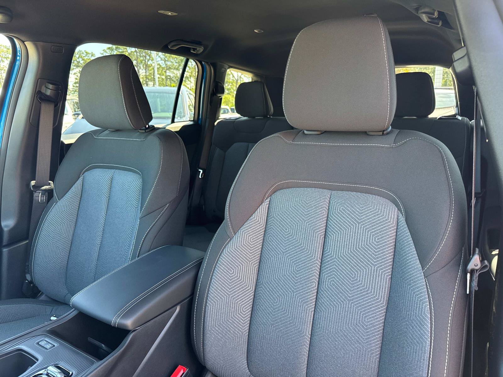New 2026 Jeep Cherokee Laredo AWD/4WD image 19