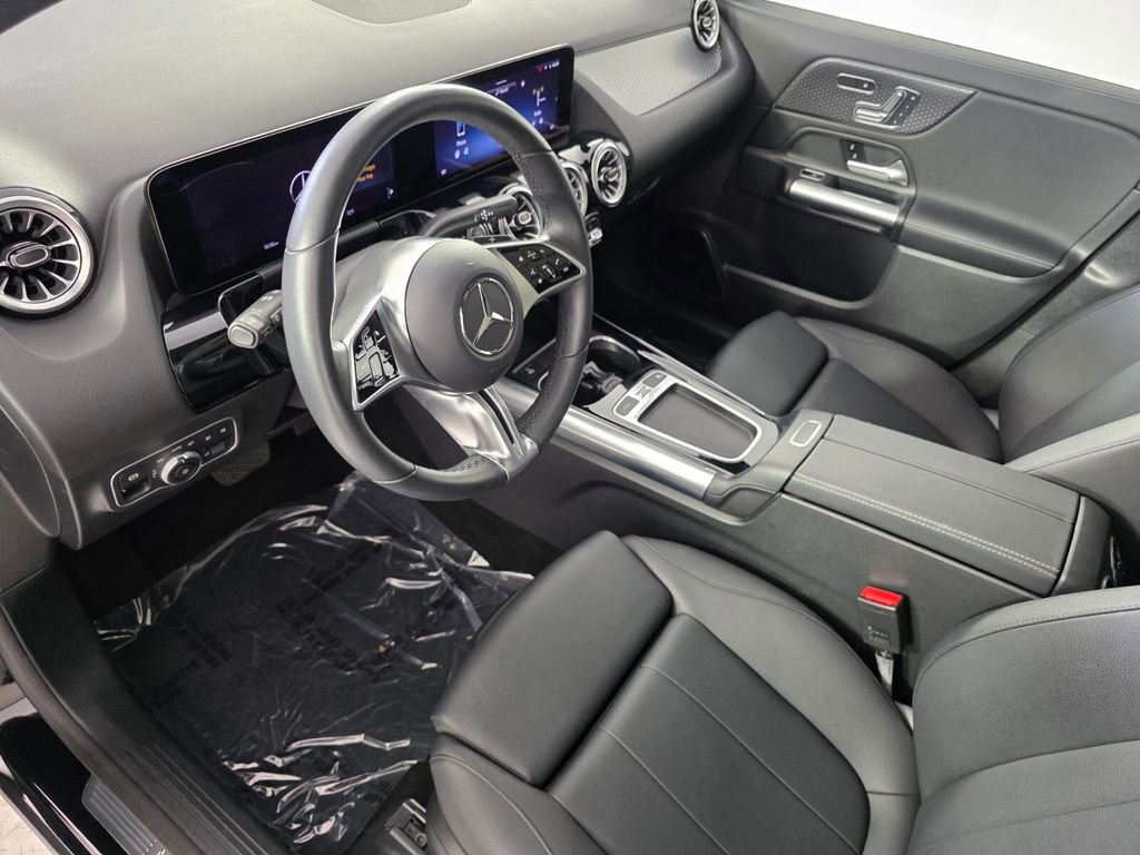 Certified 2025 Mercedes-Benz GLA 250 image 10
