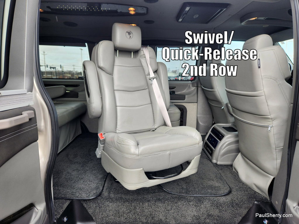 Used 2022 GMC Savana 2500 w/ Enhanced Convenience Package image 7