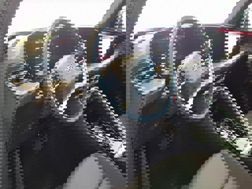 Certified 2025 Audi Q5 Premium Plus w/ Premium Plus image 9